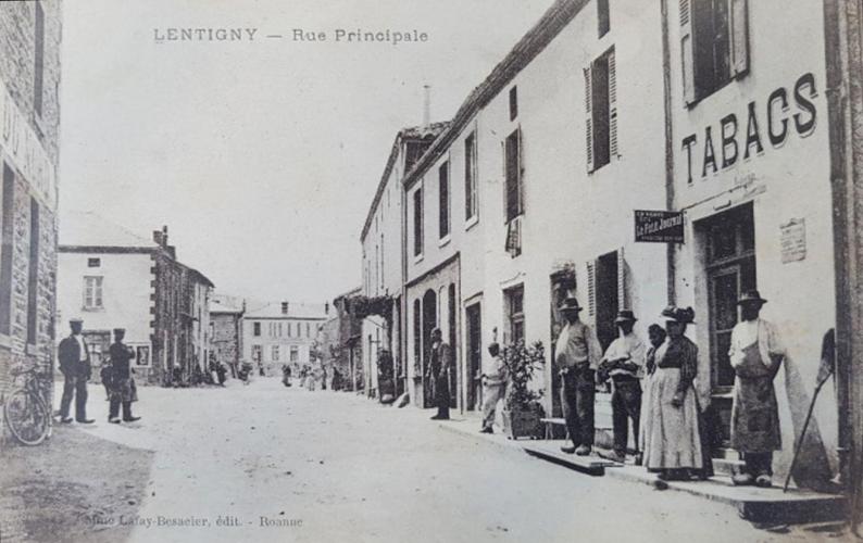 Le bourg de Lentigny vers 1900